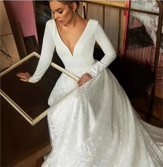 Stile super fashion e romantico per questo abito da sposa da favola donna