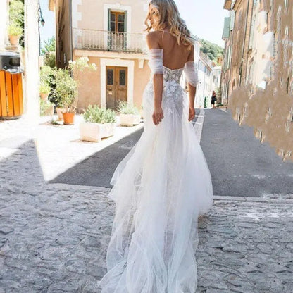 Abito da sposa donna super fashion stile sexi ma nello stesso tempo romantico